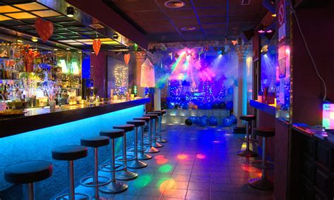 gay girona|Bars i clubs LGBT de les comarques de Girona .